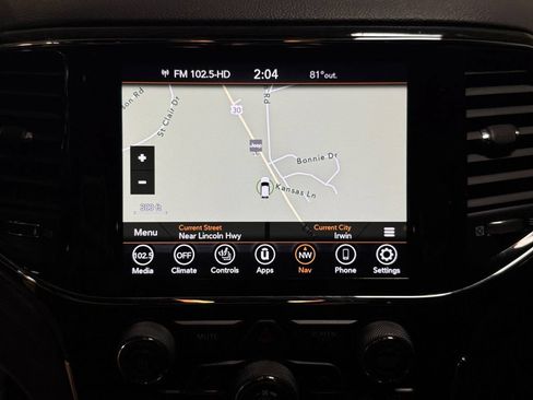 Used 2021 Jeep Grand Cherokee Laredo X AWD/4WD image 19