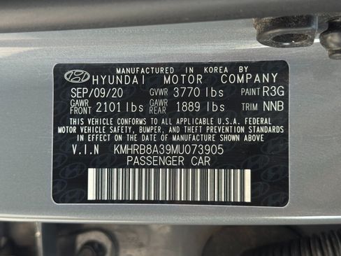 Used 2021 Hyundai Venue SE FWD image 37