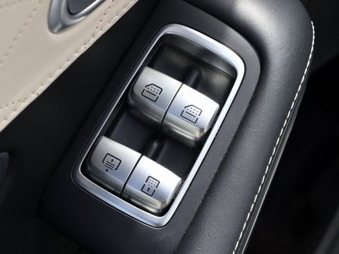 Used 2016 Mercedes-Benz Maybach S 600 Maybach S 600 image 25