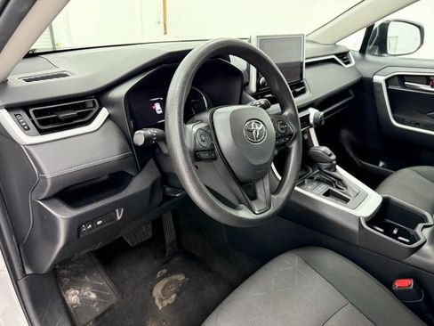 Used 2024 Toyota RAV4 XLE image 8