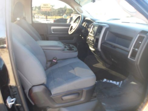 Used 2014 RAM 1500 Express image 8