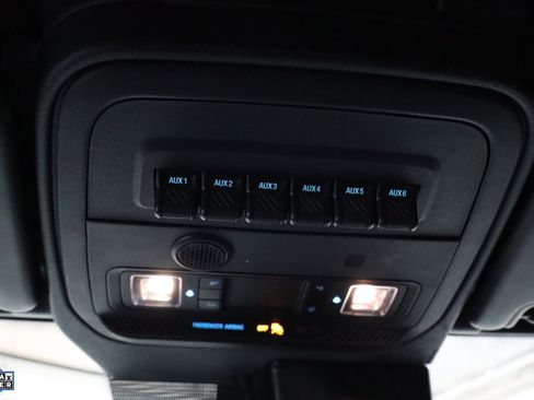 Used 2022 Ford Bronco Outer Banks w/ Sasquatch Package image 25