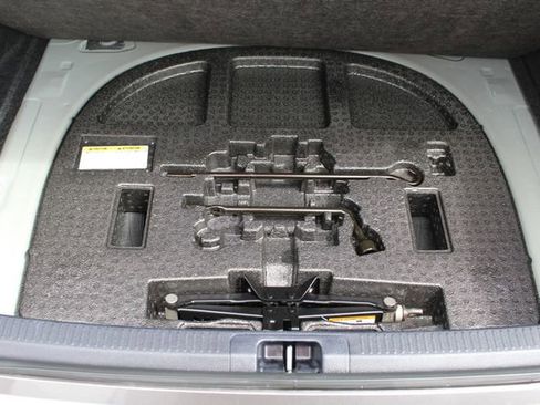 Certified 2024 Toyota Camry SE FWD image 30