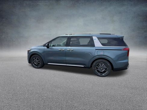 Used 2025 Kia Carnival SX image 15