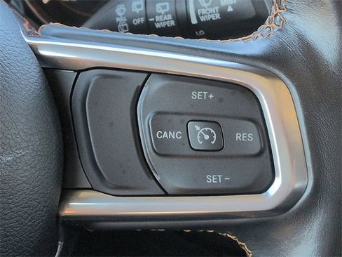 Certified 2021 Jeep Wrangler Unlimited Sahara image 27