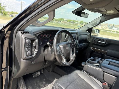 Used 2019 Chevrolet Silverado 1500 RST AWD/4WD image 15