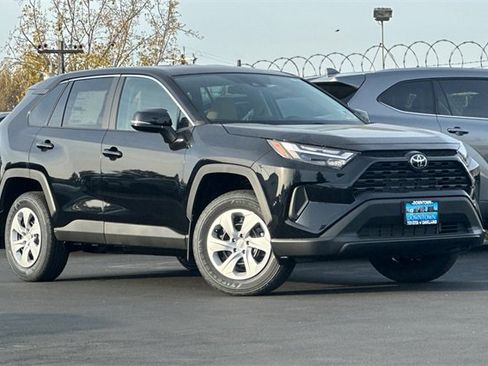 Used 2025 Toyota RAV4 LE image 2