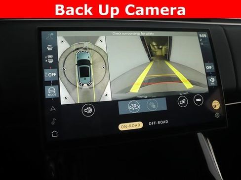 Used 2025 Land Rover Range Rover Sport SE image 25