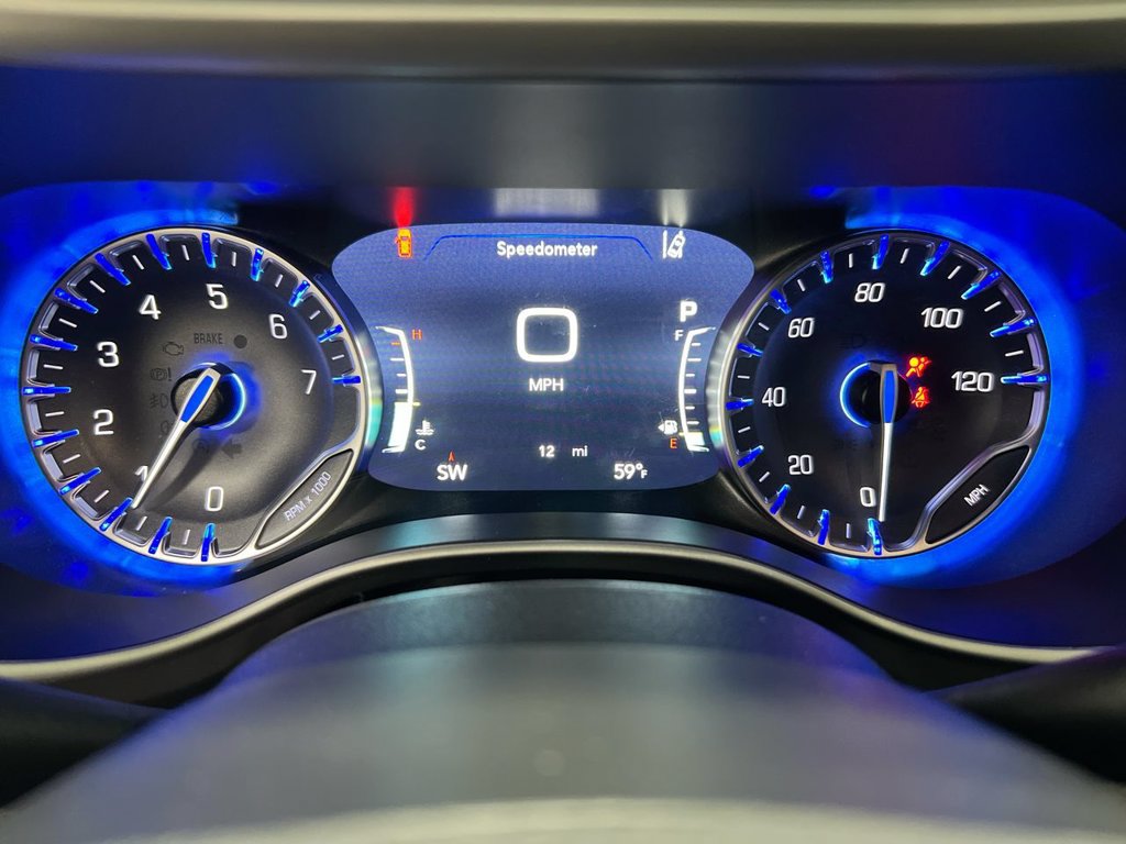 New 2026 Chrysler Pacifica Select AWD/4WD image 12