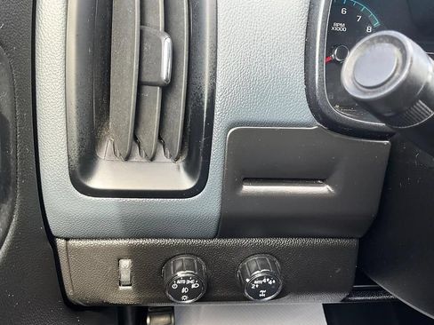 Used 2018 Chevrolet Colorado Z71 AWD/4WD image 24
