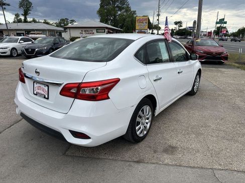 Used 2019 Nissan Sentra S FWD image 5