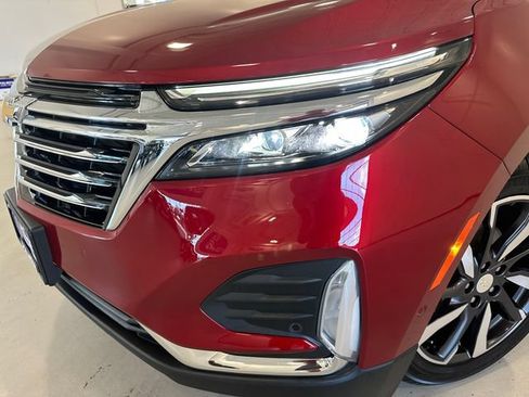 Used 2022 Chevrolet Equinox Premier FWD image 9