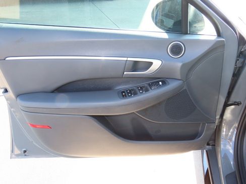 Used 2020 Hyundai Sonata SEL w/ Convenience Package image 23