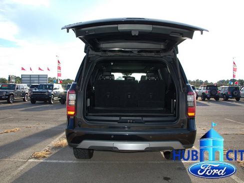 Used 2020 Ford Expedition Max Limited w/ Special Edition Package RWD image 23