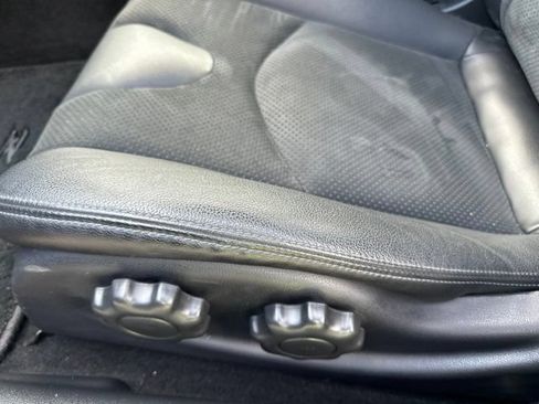 Used 2023 Nissan Z w/ Floor Mat Package (L93) RWD image 28
