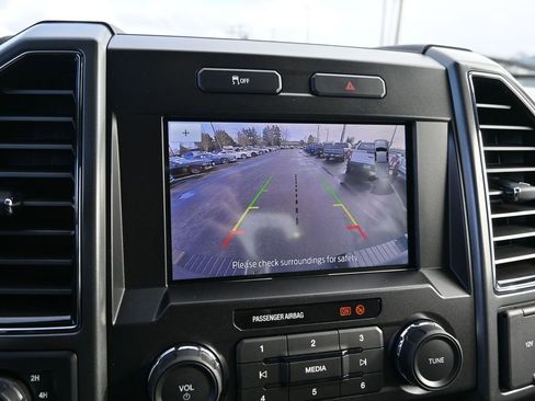 Used 2022 Ford F350 XLT w/ XLT Premium Package image 18