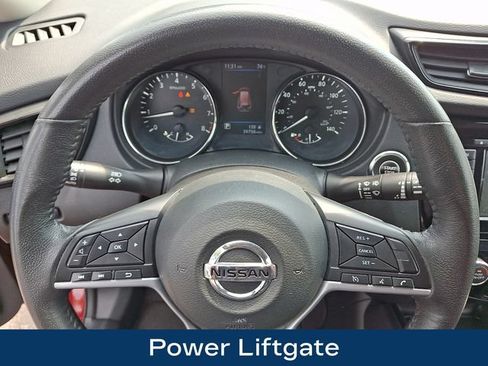 Used 2019 Nissan Rogue SV AWD/4WD image 4