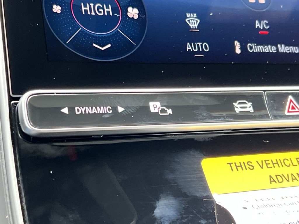 Used 2026 Mercedes-Benz GLC 300 4MATIC image 32