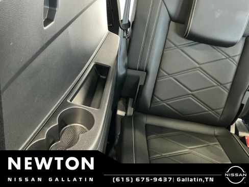 Used 2025 Volkswagen Atlas SE FWD image 21