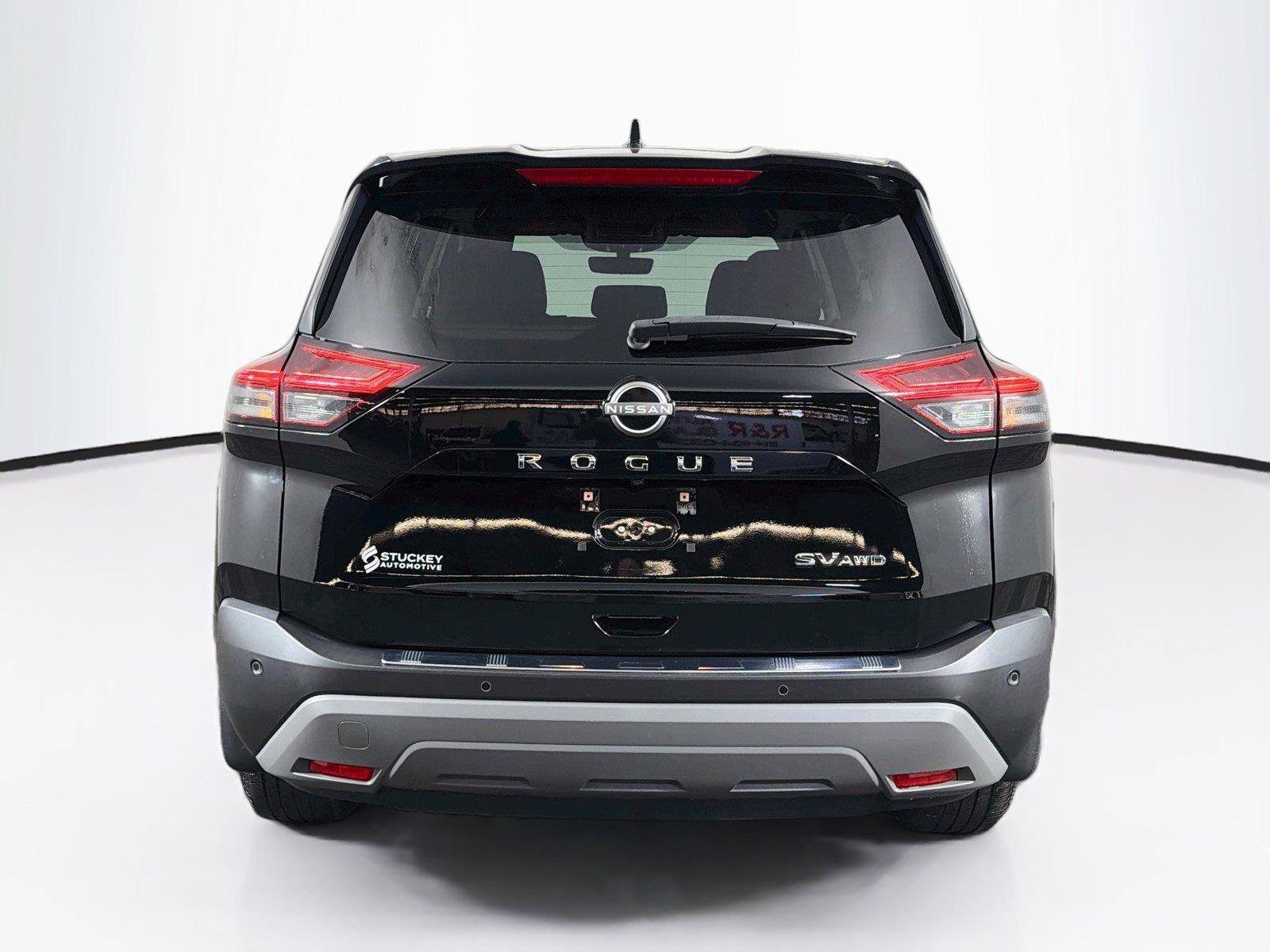 Used 2023 Nissan Rogue SV AWD/4WD image 10