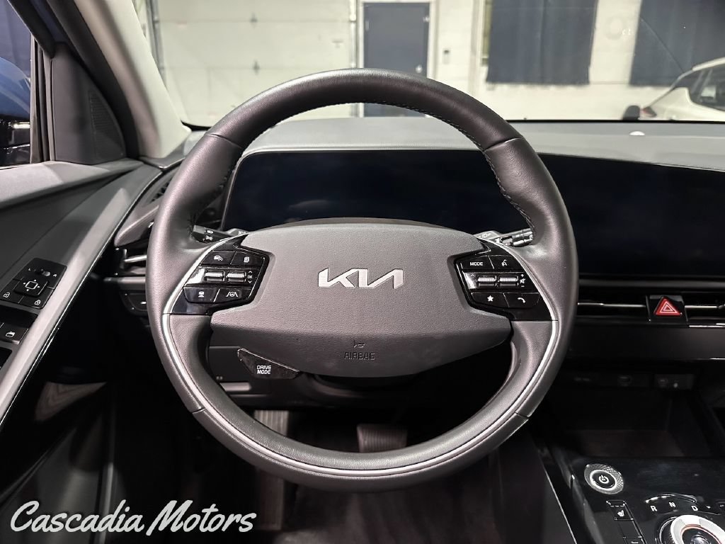 Used 2023 Kia Niro Wind w/ Wind Preserve Package FWD image 37