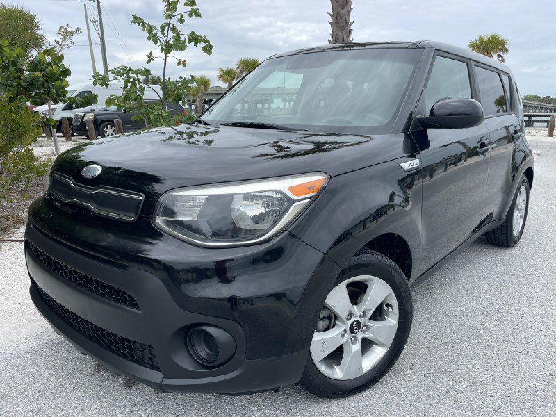 Used 2018 Kia Soul FWD image 1