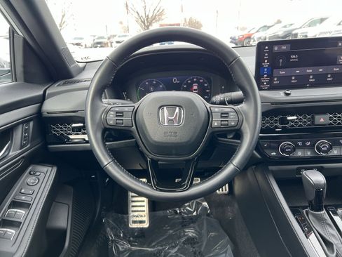 Used 2023 Honda Accord Sport image 16