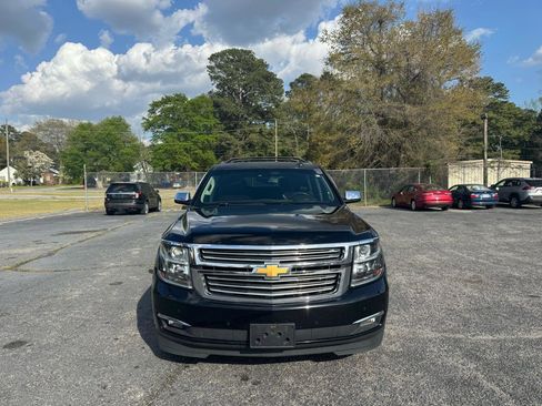 Used 2015 Chevrolet Suburban LTZ image 8