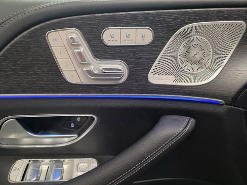 New 2026 Mercedes-Benz GLS 450 4MATIC image 18
