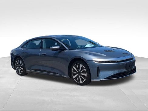 Used 2024 Lucid Air Pure RWD image 2