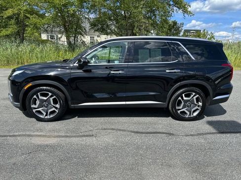 Used 2024 Hyundai Palisade Limited image 2