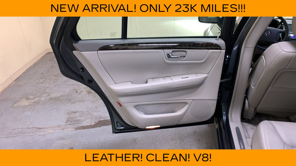 Used 2011 Cadillac DTS FWD image 21