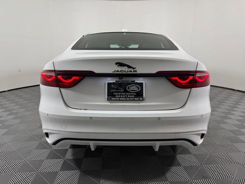 Used 2024 Jaguar XF R-Dynamic SE AWD/4WD image 10