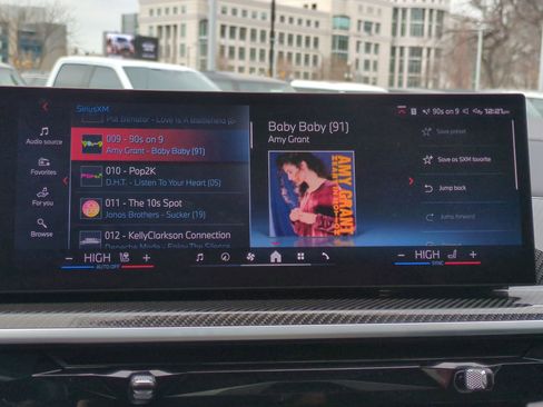 Used 2024 BMW X6 M60i w/ Executive Package image 23