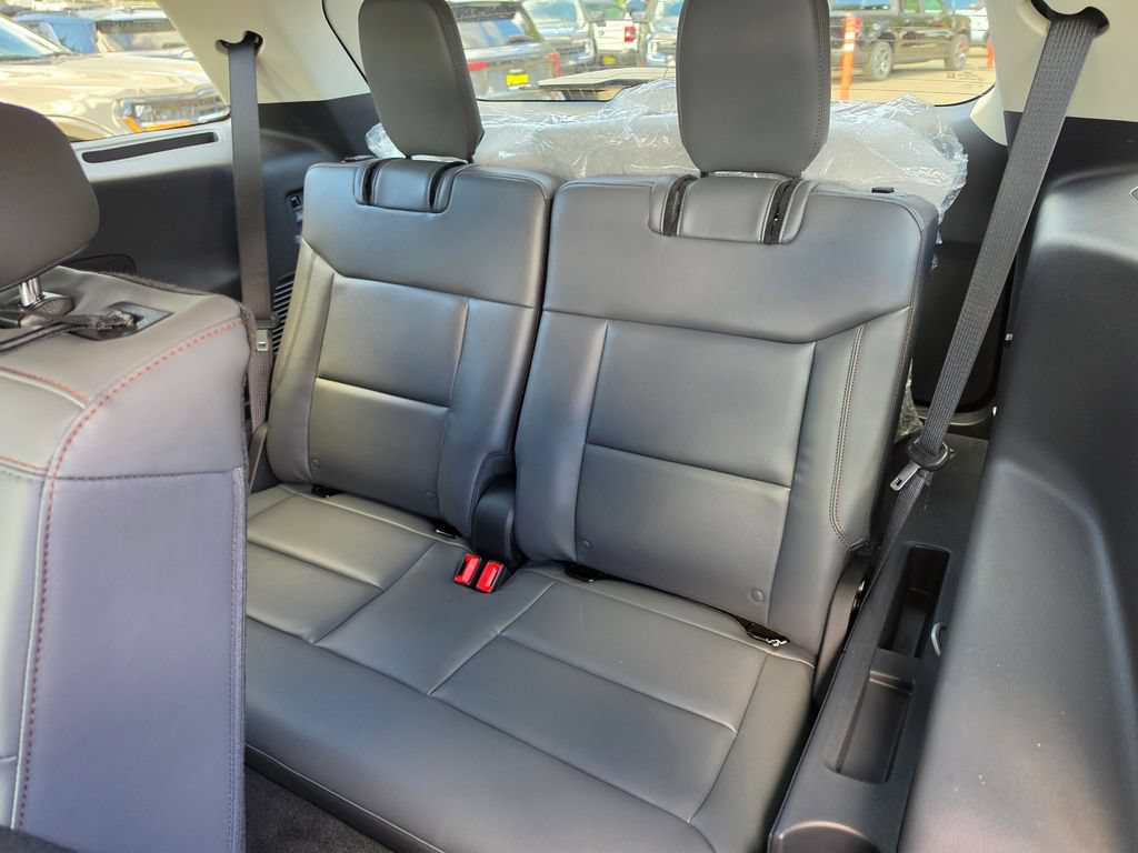 New 2026 Ford Explorer Active w/ Active Comfort Package AWD/4WD image 18