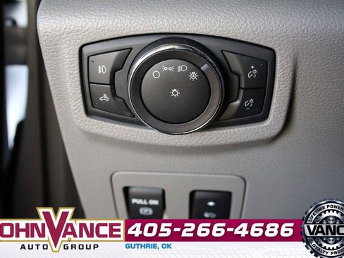 Used 2018 Ford F150 XLT w/ Equipment Group 302A Luxury AWD/4WD image 33