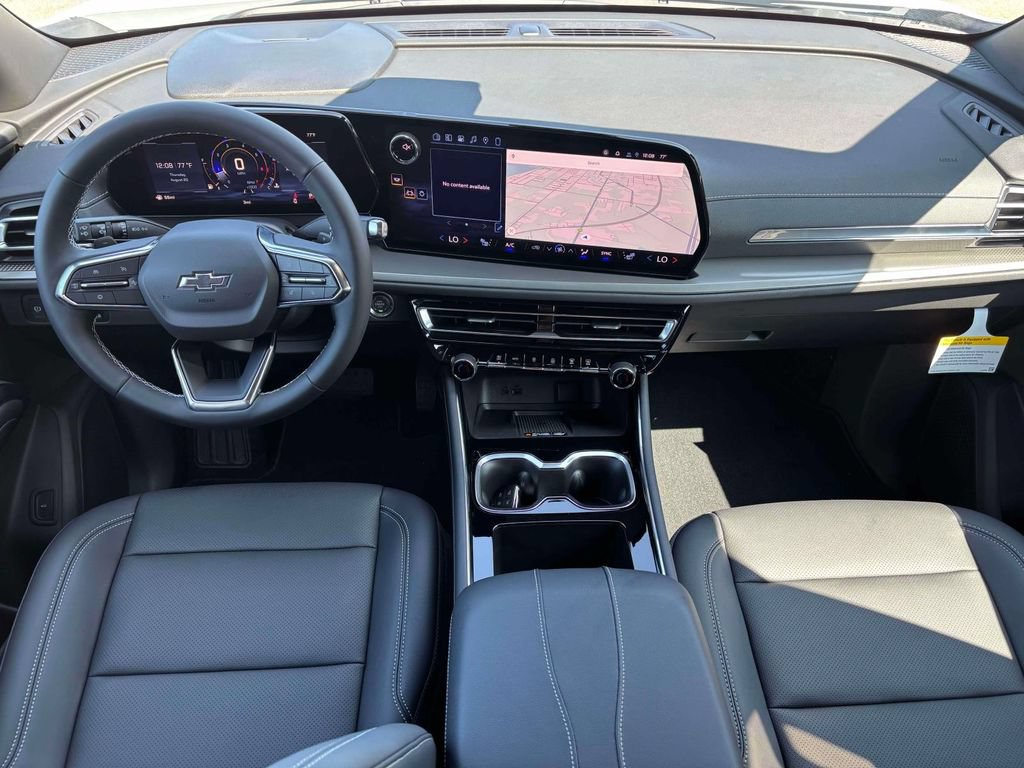 New 2027 Chevrolet Traverse LT w/ Midnight/Sport Edition FWD image 24