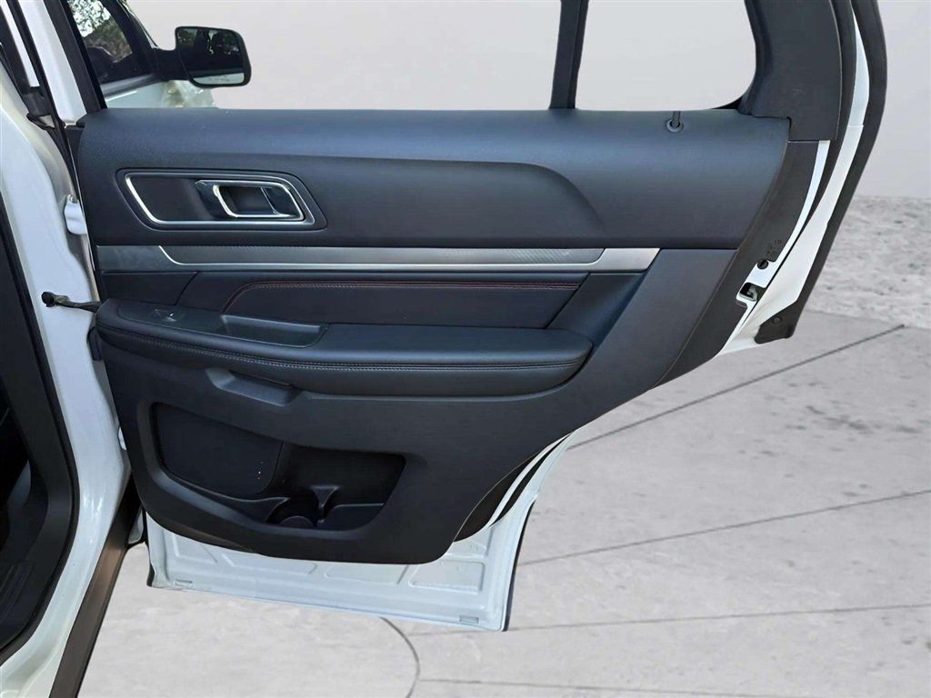 Used 2018 Ford Explorer Sport w/ Ford Safe & Smart Package AWD/4WD image 21