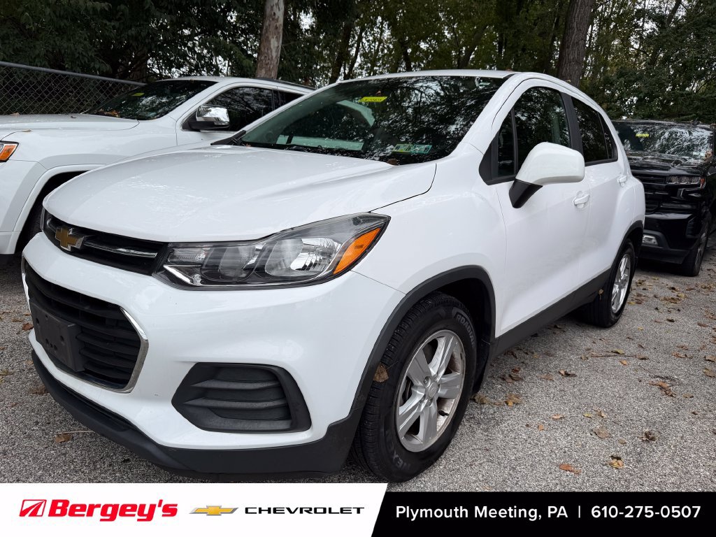 Used 2020 Chevrolet Trax LS w/ Tint and Cruise Package FWD image 6