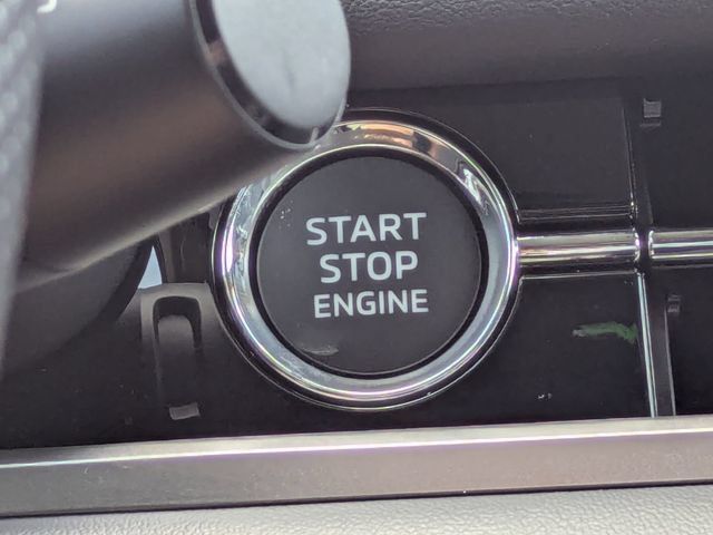 New 2026 Mitsubishi Outlander SE FWD image 32