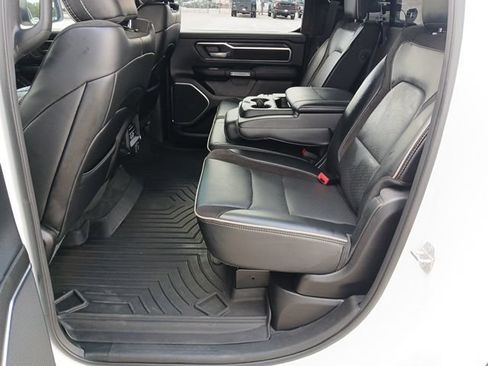 Used 2024 RAM 1500 Laramie AWD/4WD image 18