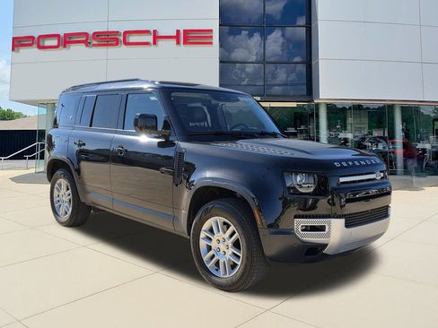 Used 2024 Land Rover Defender 110 S image 7