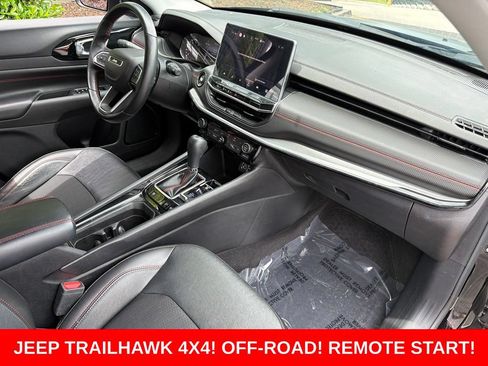 Used 2022 Jeep Compass Trailhawk w/ Trailhawk Convenience Group AWD/4WD image 33