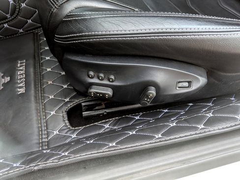 Used 2014 Maserati GranTurismo MC image 15