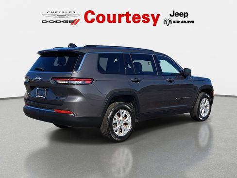 Certified 2023 Jeep Grand Cherokee L Limited AWD/4WD image 4