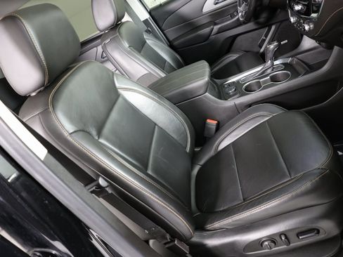 Used 2020 Chevrolet Traverse RS w/ LPO, Floor Liner Package image 33