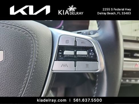 Used 2024 Kia Telluride EX w/ EX Captain's Chair Package FWD image 29