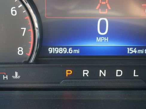 Used 2022 Ford Explorer XLT w/ Equipment Group 202A AWD/4WD image 20