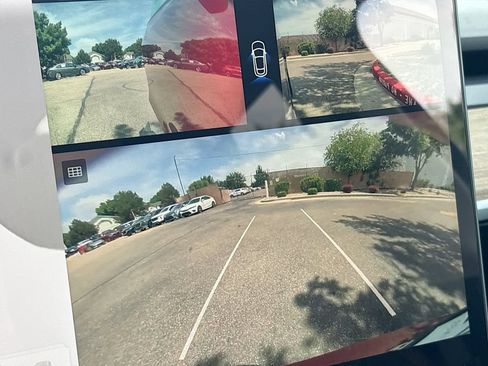 Used 2024 Tesla Model Y Performance AWD/4WD image 14
