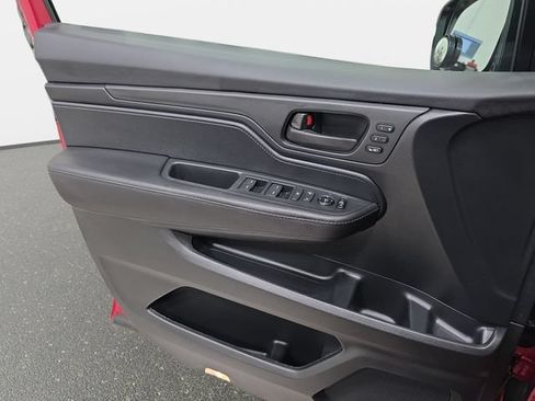Used 2024 Honda Odyssey Sport image 27